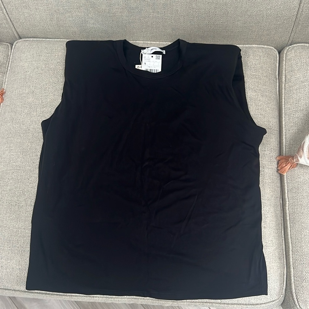 Mango sleeveless tee with shoulder pads